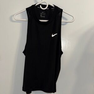 Nike Women's Black gym shirt  - size medium